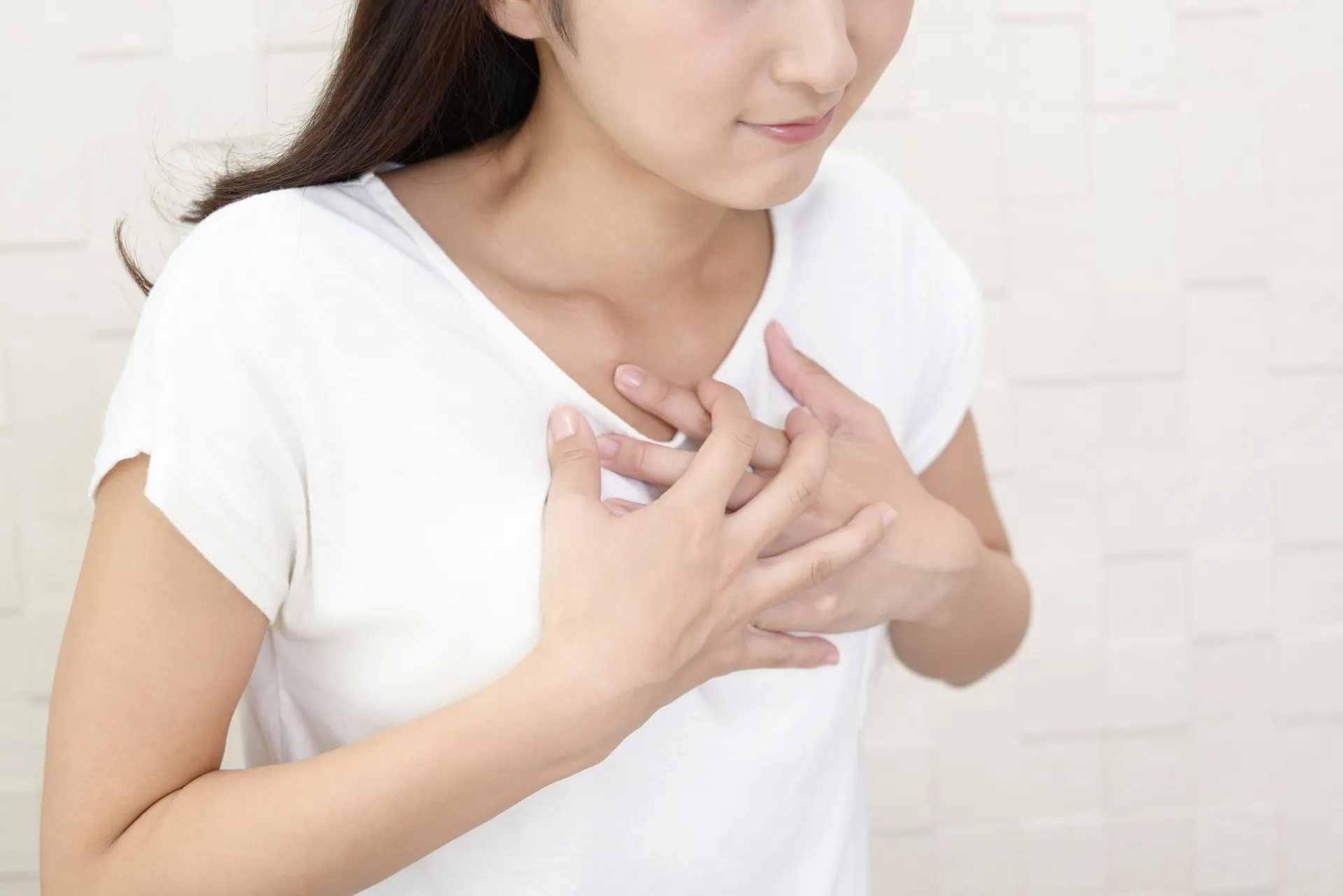 逆流性食道炎の対処法！鍼灸で胸焼けを改善